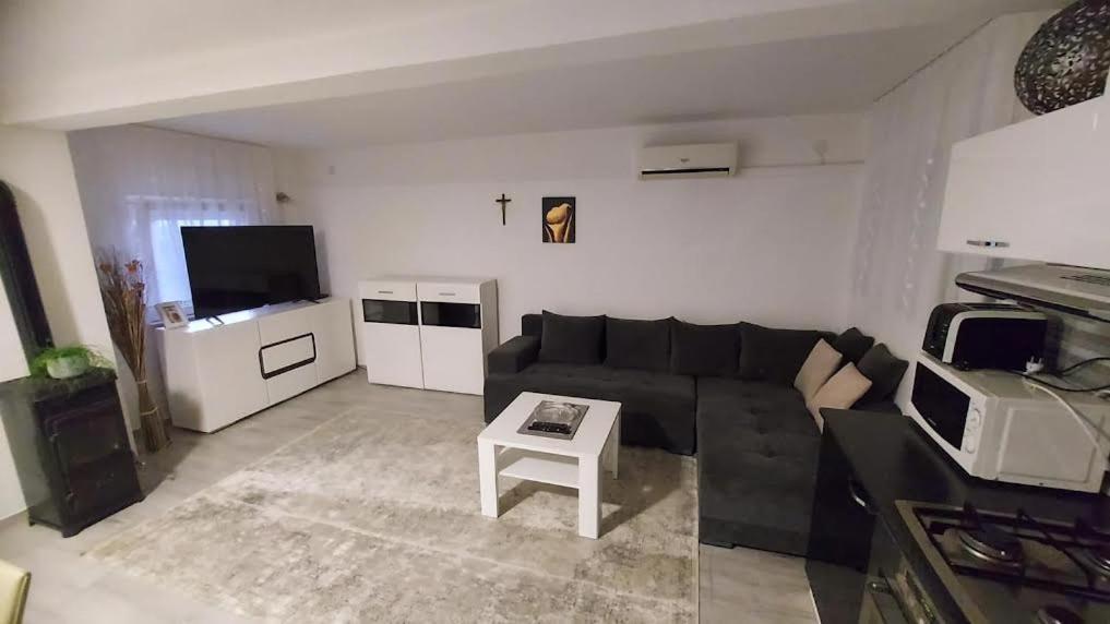 Apartments Antonio Rogoznica  Luaran gambar