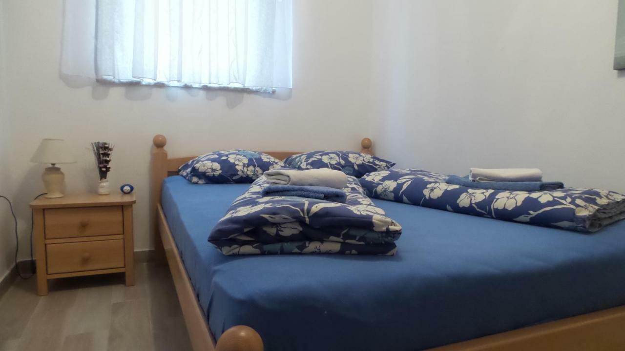 Apartments Antonio Rogoznica  Luaran gambar