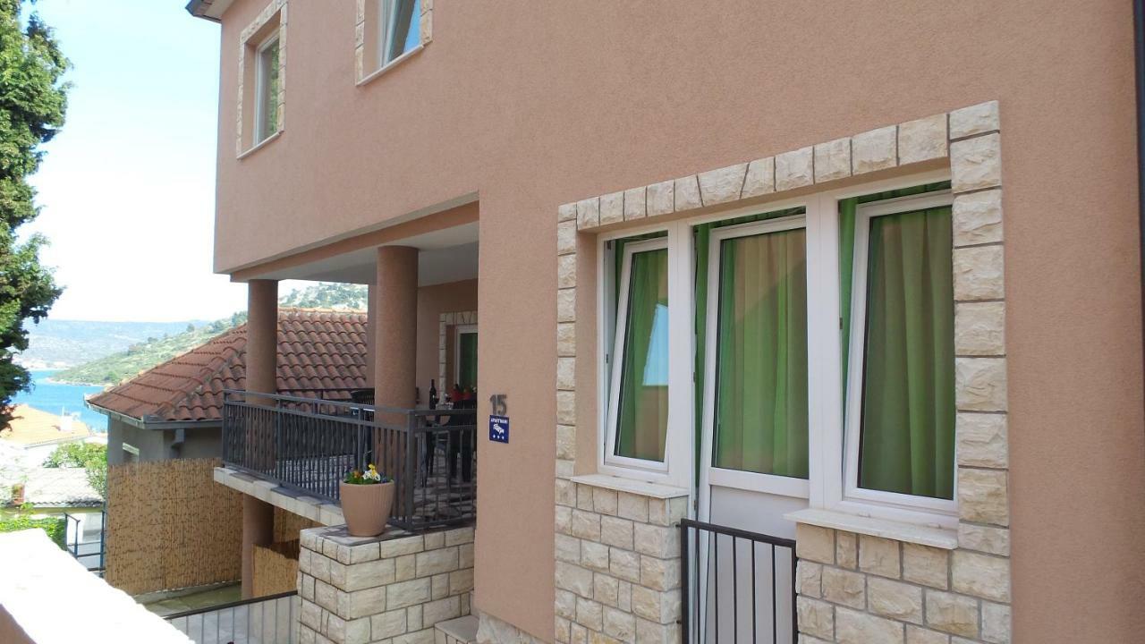 Apartments Antonio Rogoznica  Luaran gambar